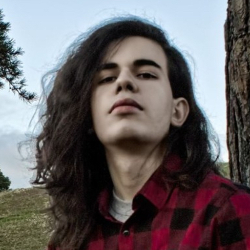 Portrait of David Buterez